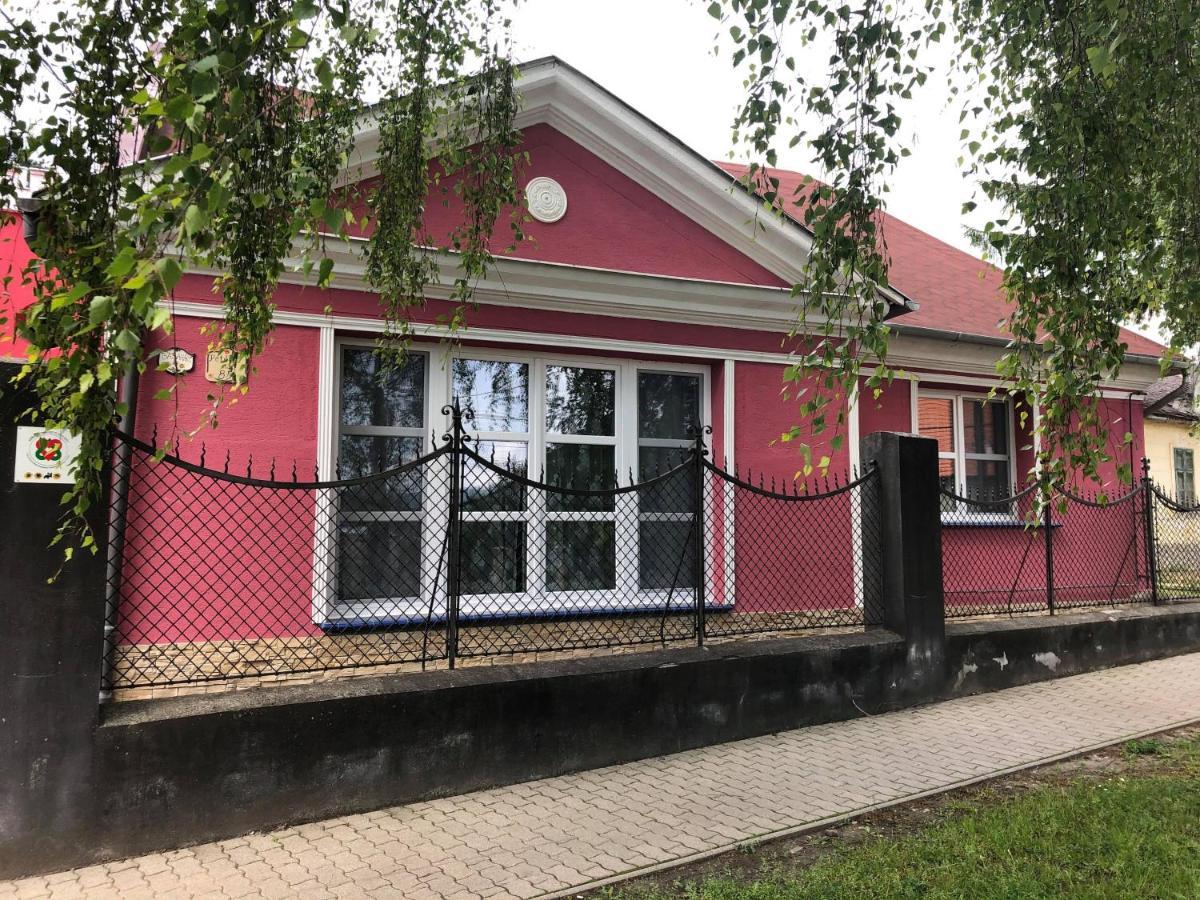 Babahaz Villa Bodajk Exteriör bild